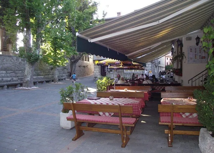 Apartments Dobrinj
